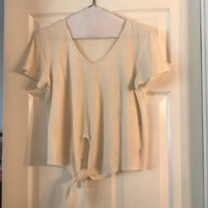 Adorable top to wear with pants or shorts!